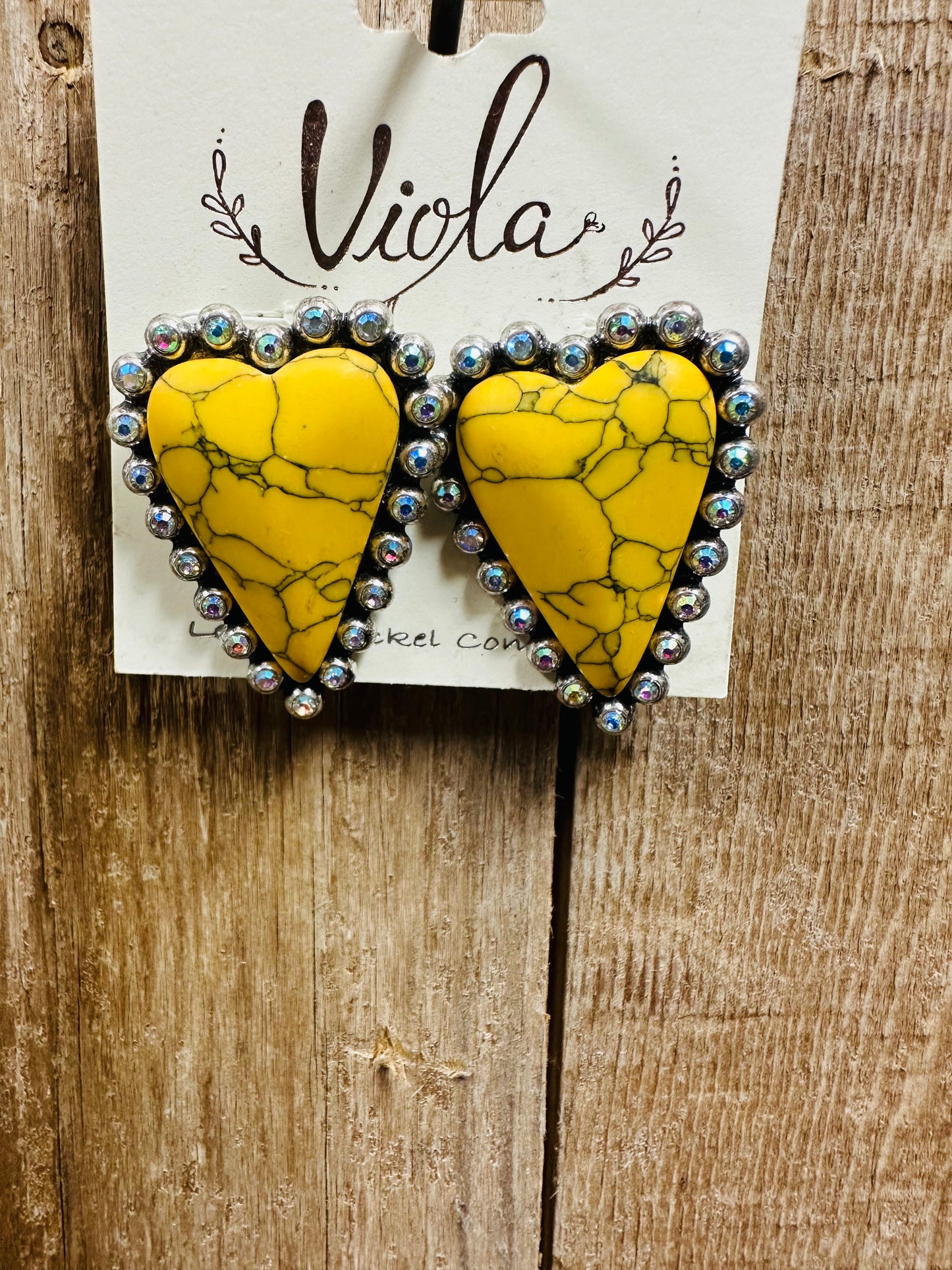 Stone Heart Stud (See other Colors)